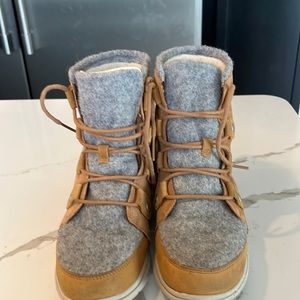 Sorel boots sz 9.5